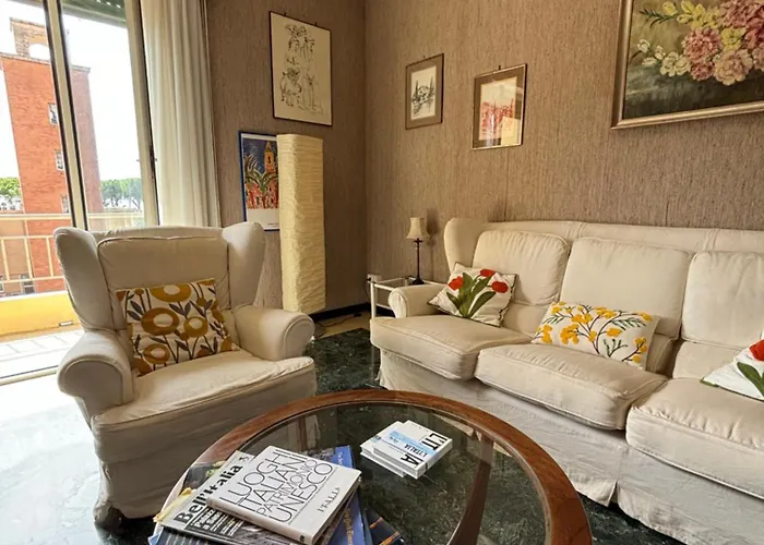 Casa Cele Centro Citta Vista Mare Ventimiglia